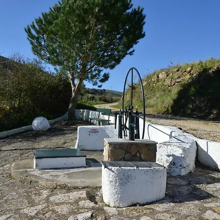 Holiday home Casa Montejunto *